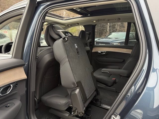 New 2026 Volvo XC90 B6 Plus w/ Protection Package Premier AWD/4WD image 29