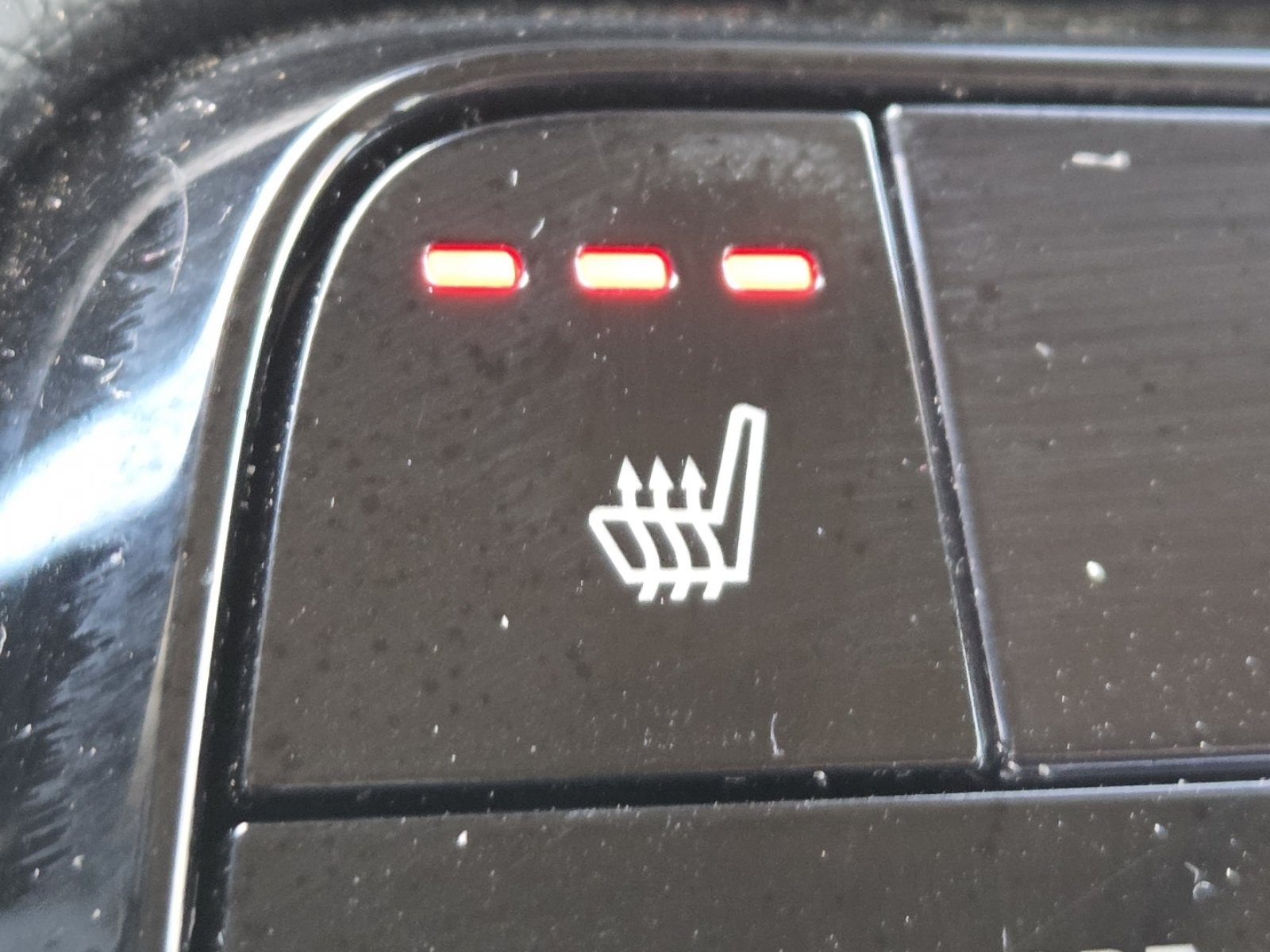 Used 2023 Honda Pilot Touring image 8