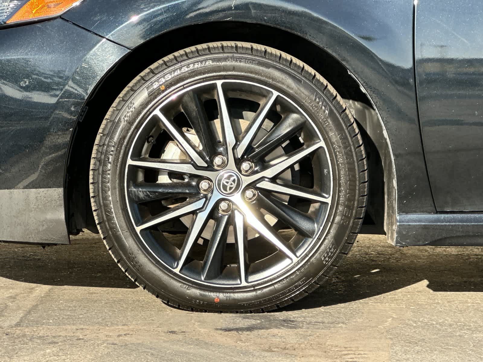 Used 2022 Toyota Camry SE FWD image 25