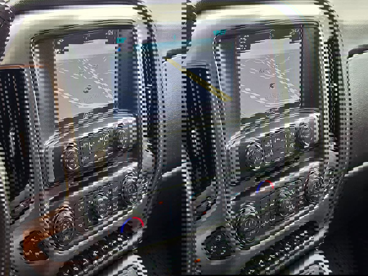 Used 2019 Chevrolet Silverado 3500 LTZ w/ Duramax Plus Package image 34