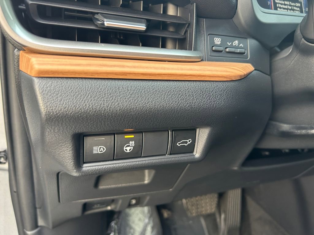 Used 2024 Toyota Grand Highlander Limited image 21