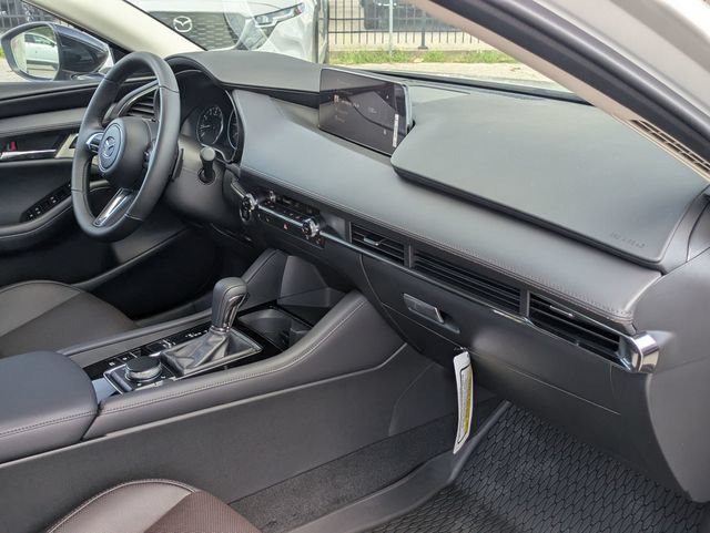 New 2026 MAZDA MAZDA3 2.5 Turbo Sedan w/Premium Plus AWD/4WD image 29
