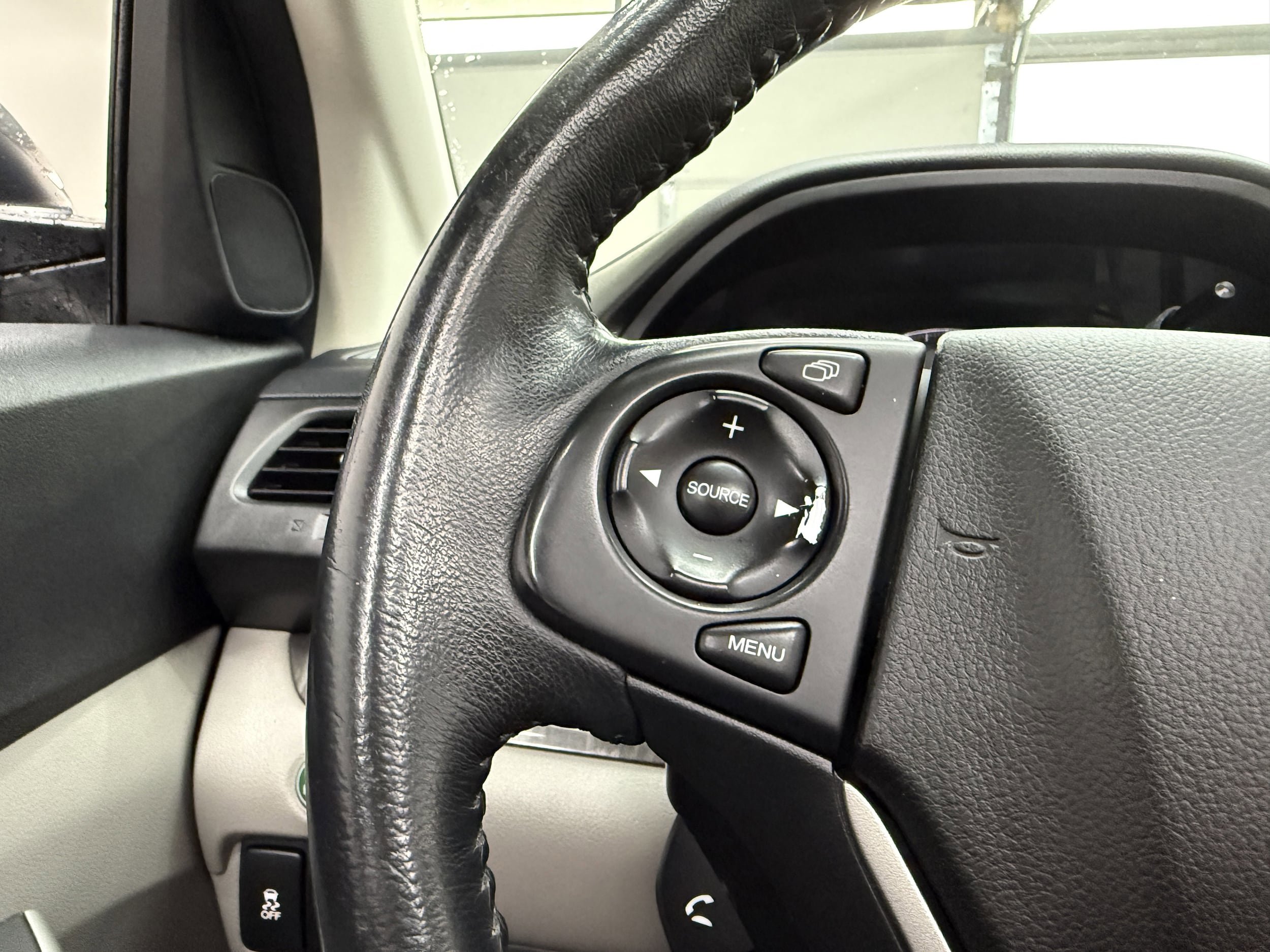 Used 2014 Honda CR-V EX-L image 15