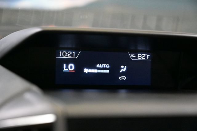 Used 2019 Subaru Crosstrek 2.0i Limited w/ Moonroof Package w/Navigation AWD/4WD image 34