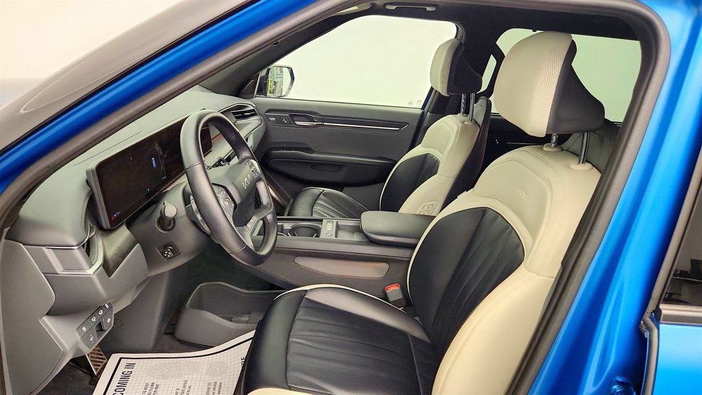 Used 2024 Kia EV9 GT-Line AWD/4WD image 19