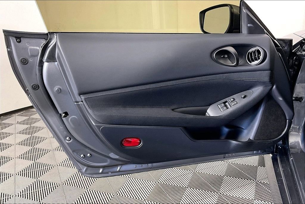 New 2026 Nissan Z Sport w/ Floor Mat Package RWD image 38