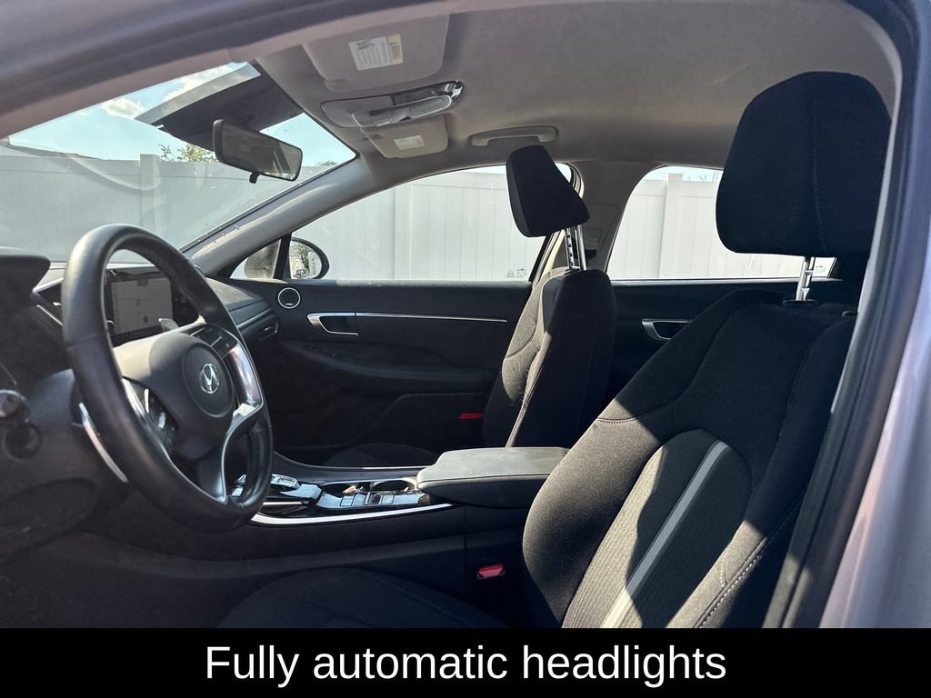 Used 2023 Hyundai Sonata SEL FWD image 9