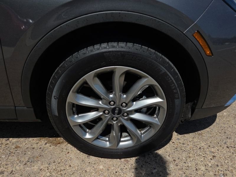Used 2022 Lincoln Corsair AWD w/ Premium Package image 9