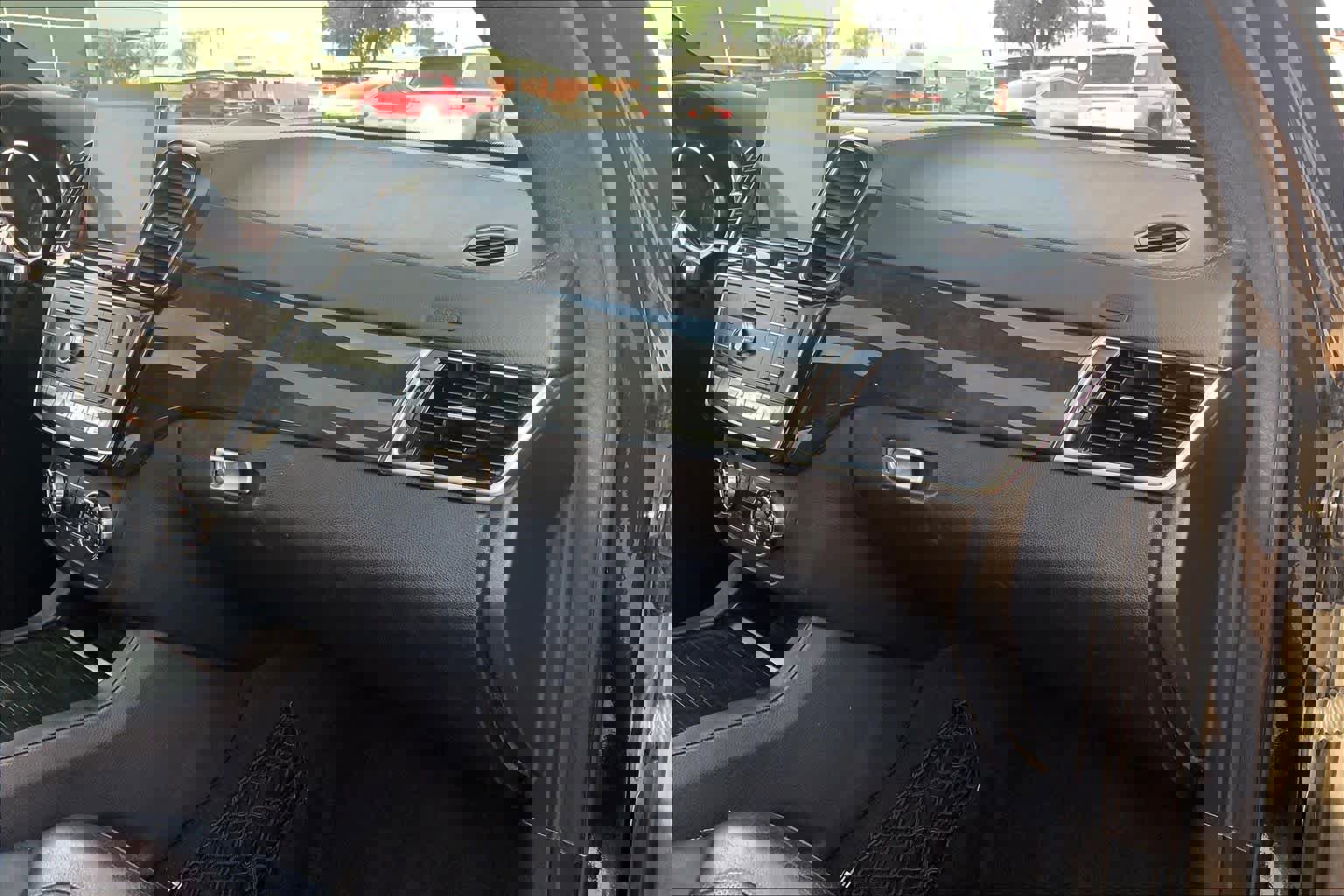 Used 2017 Mercedes-Benz GLS 550 4MATIC image 18