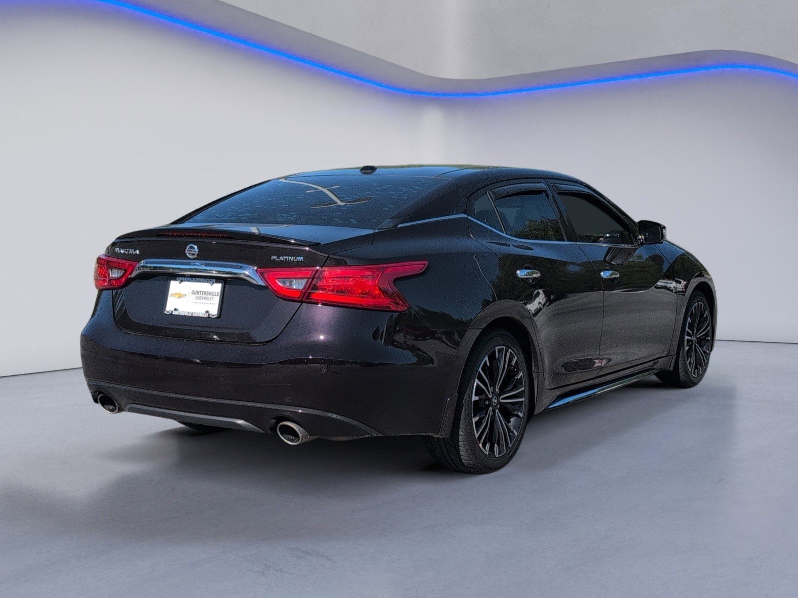 Used 2016 Nissan Maxima Platinum w/ Interior Lighting Package FWD image 5