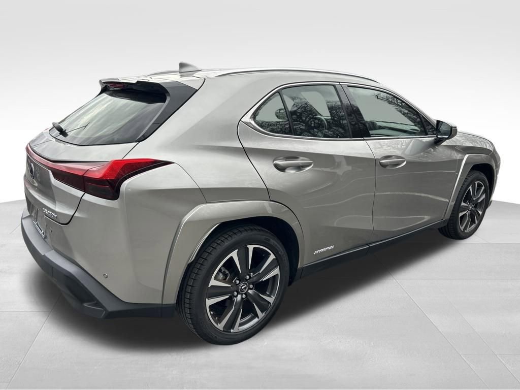 Used 2022 Lexus UX 250h w/ Premium Package image 9