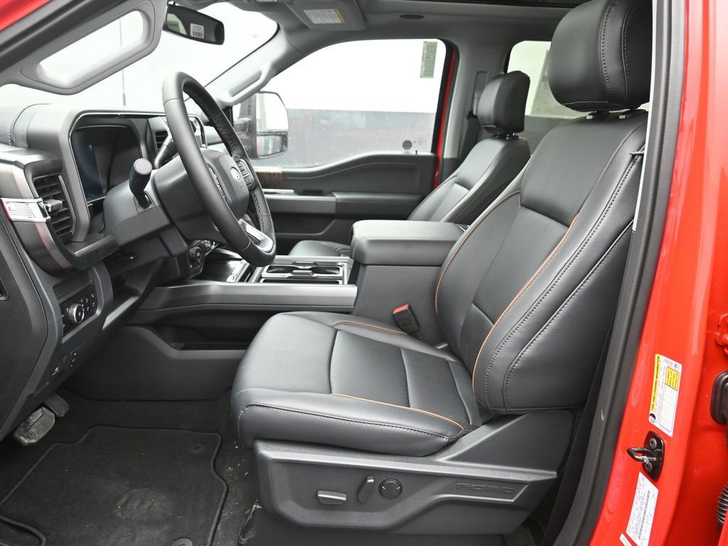 New 2026 Ford F250 Lariat w/ Black Appearance Package image 18