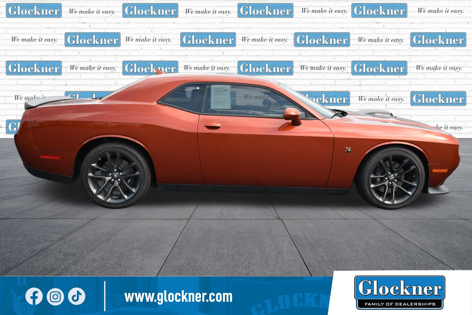 Used 2023 Dodge Challenger R/T Scat Pack w/ Plus Package RWD image 4