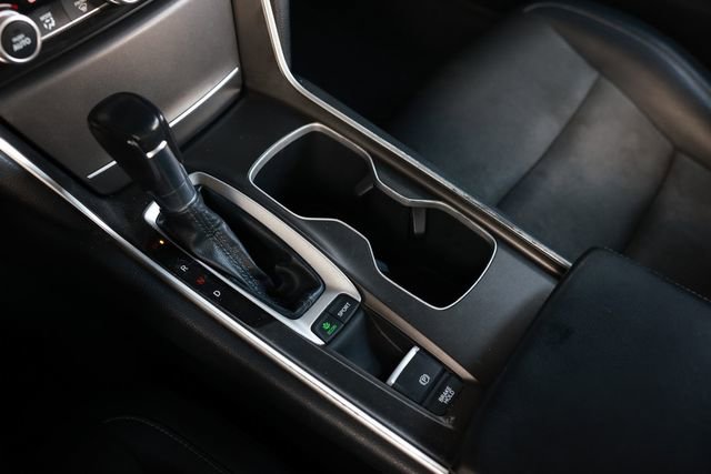 Used 2018 Honda Accord Sport image 39