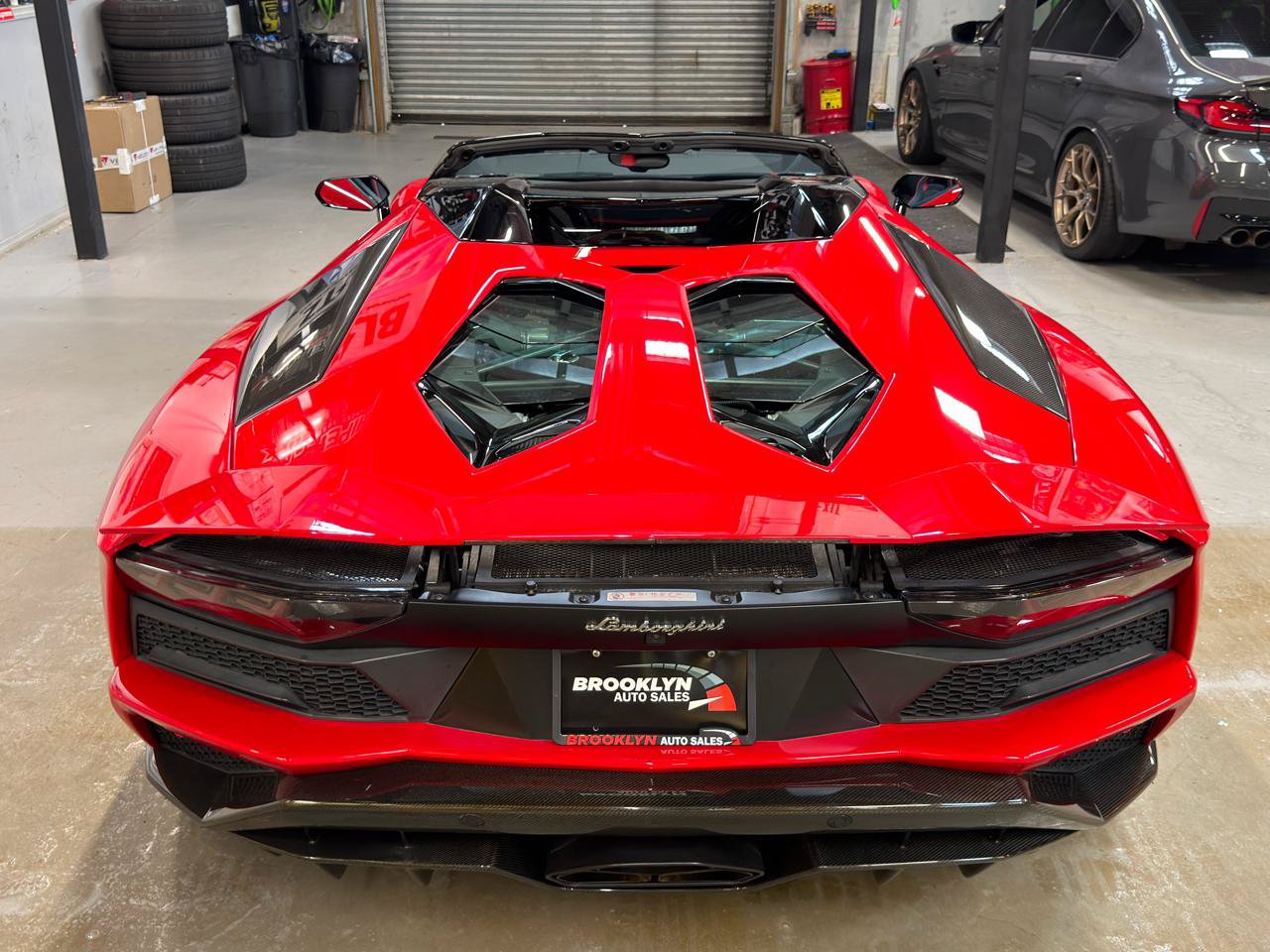 Used 2019 Lamborghini Aventador S AWD/4WD image 9