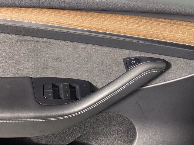 Used 2023 Tesla Model Y Performance AWD/4WD image 20
