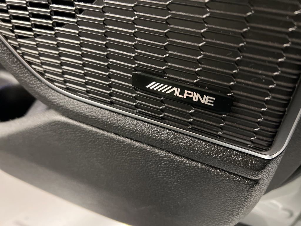 Used 2023 Jeep Grand Cherokee L Summit w/ High Altitude Package image 29