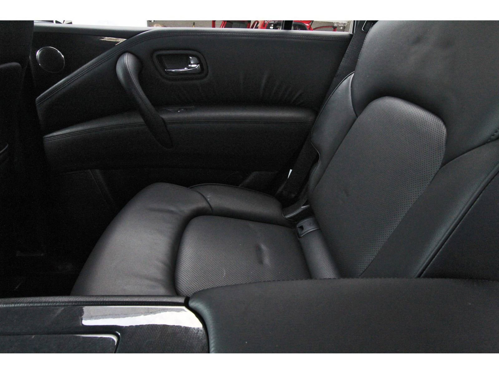 Used 2024 Nissan Armada SL w/ Midnight Edition Package image 14