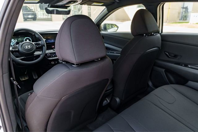 New 2025 Hyundai Elantra SEL image 20