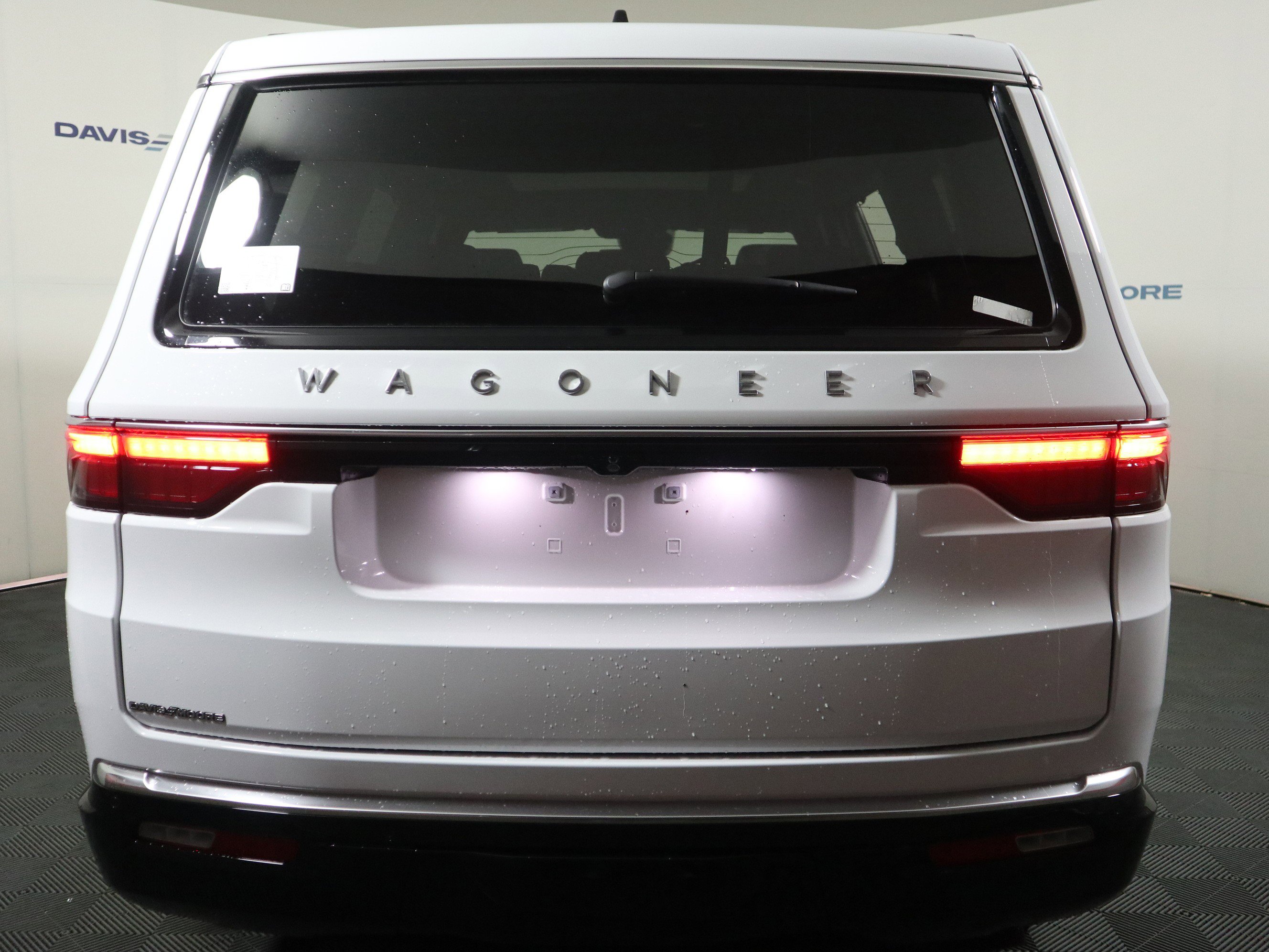 New 2025 Jeep Wagoneer Series III image 7