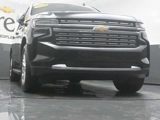 Used 2021 Chevrolet Tahoe Premier w/ Premium Package AWD/4WD image 3
