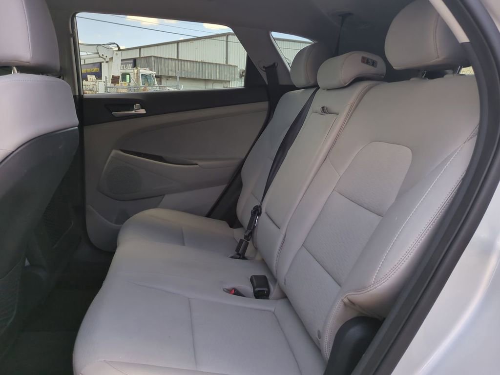Used 2019 Hyundai Tucson SEL FWD image 16