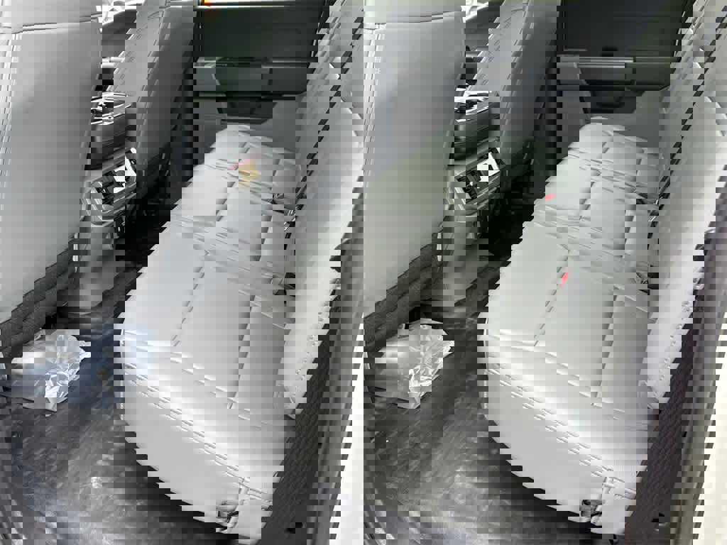 New 2023 Ford F150 Lightning Pro image 16