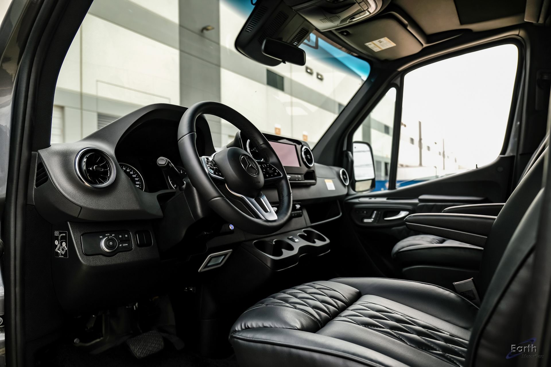 Used 2023 Mercedes-Benz Sprinter 3500 image 37