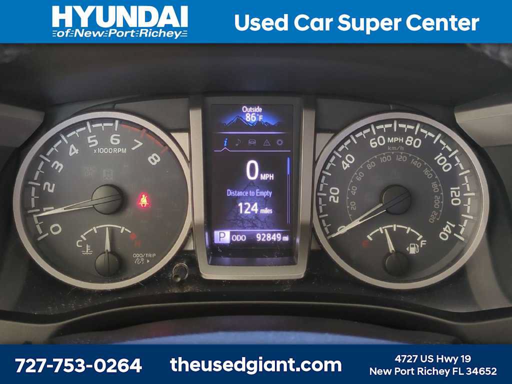 Used 2016 Toyota Tacoma SR5 w/ Towing Package RWD image 26