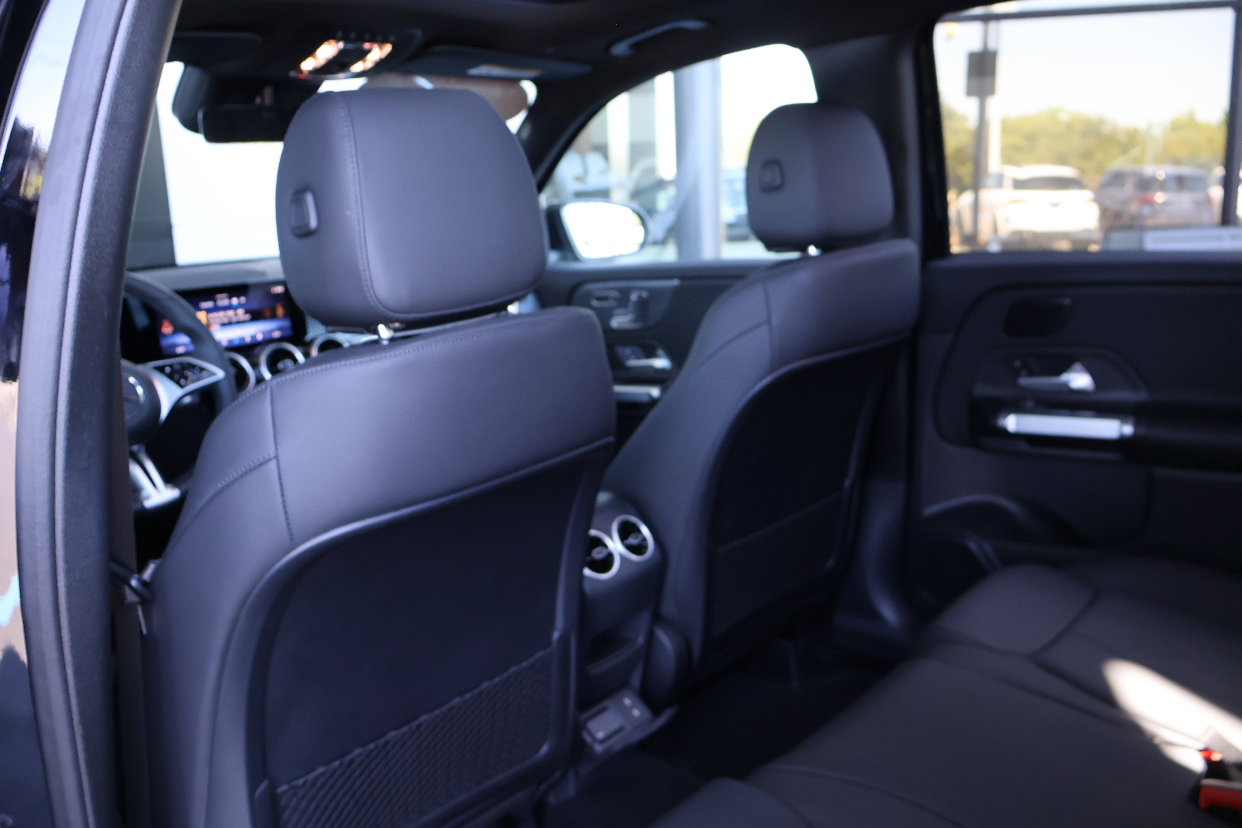Certified 2026 Mercedes-Benz GLB 250 4MATIC image 19