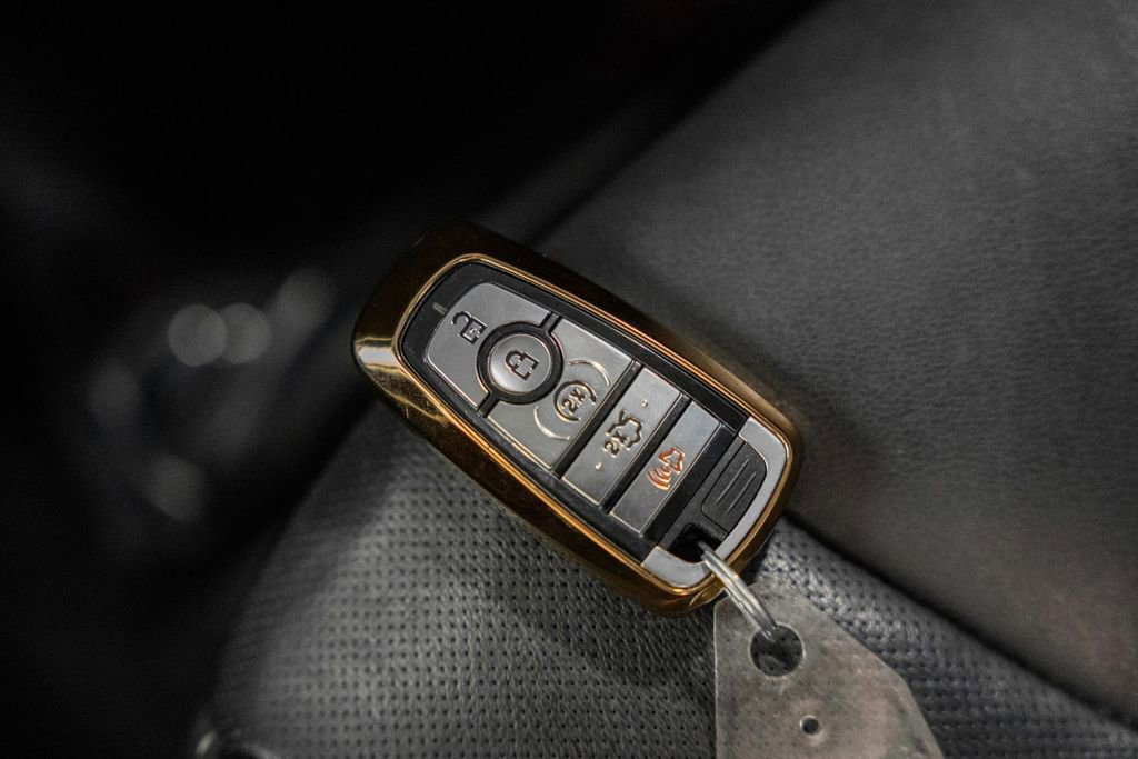 Used 2017 Ford Fusion Titanium image 43