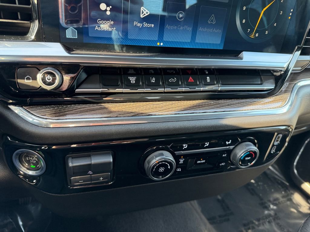 Used 2024 Chevrolet Silverado 3500 LT image 19