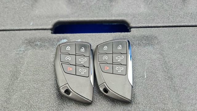 Used 2025 Chevrolet Silverado EV RST image 63