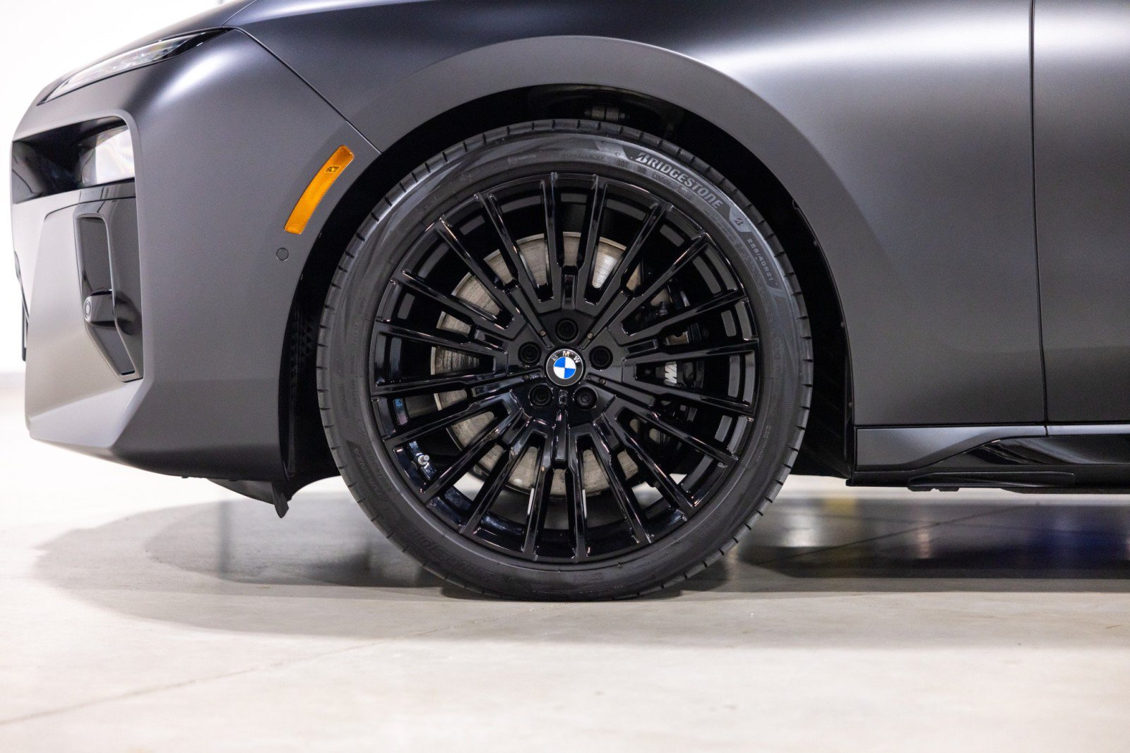 Used 2026 BMW 760i xDrive AWD/4WD image 19