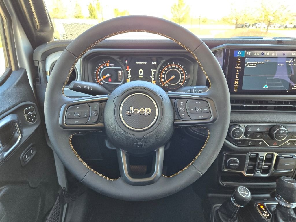 Used 2024 Jeep Gladiator Sport image 19