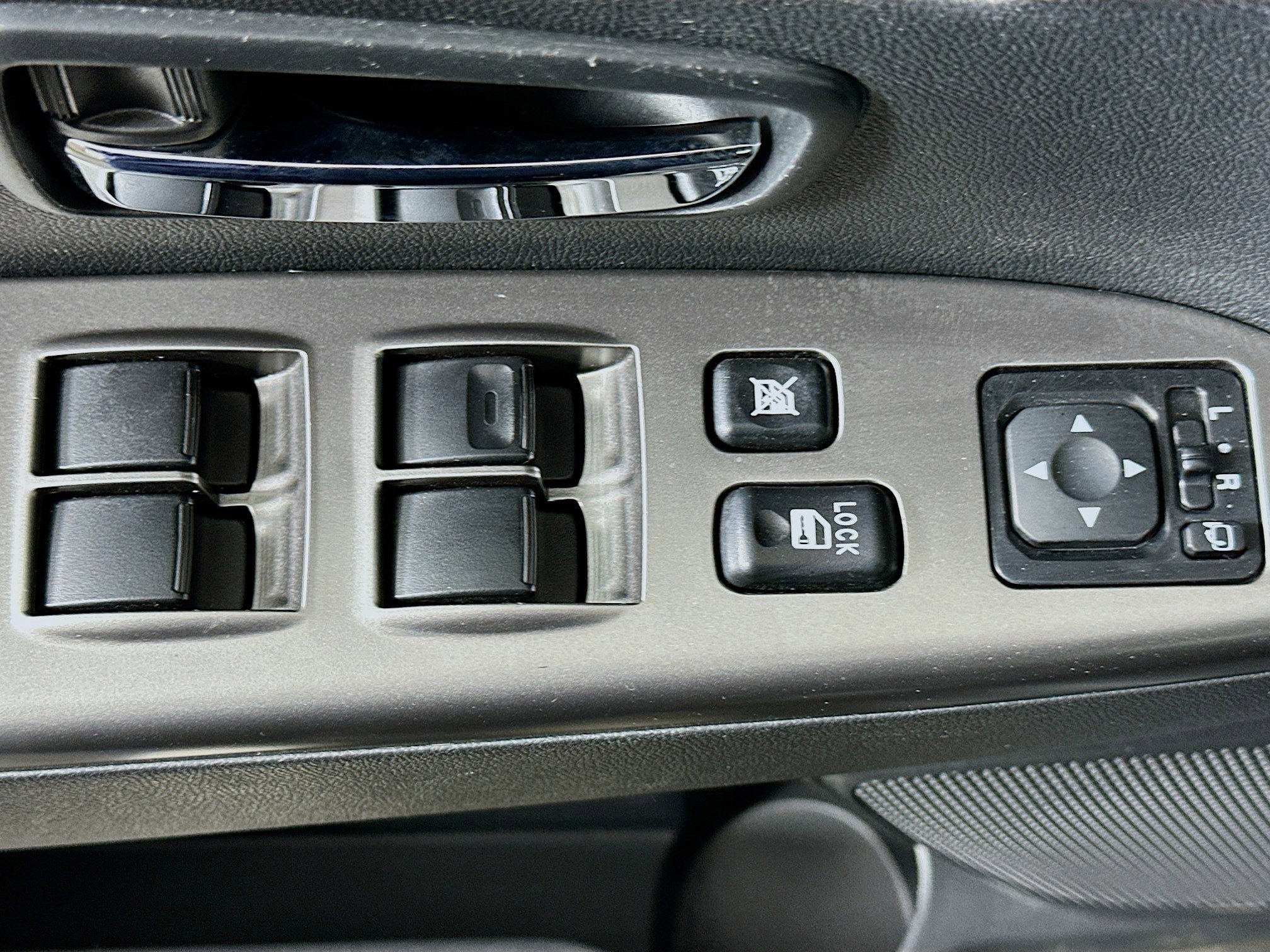 Used 2025 Mitsubishi Outlander Sport SE image 15