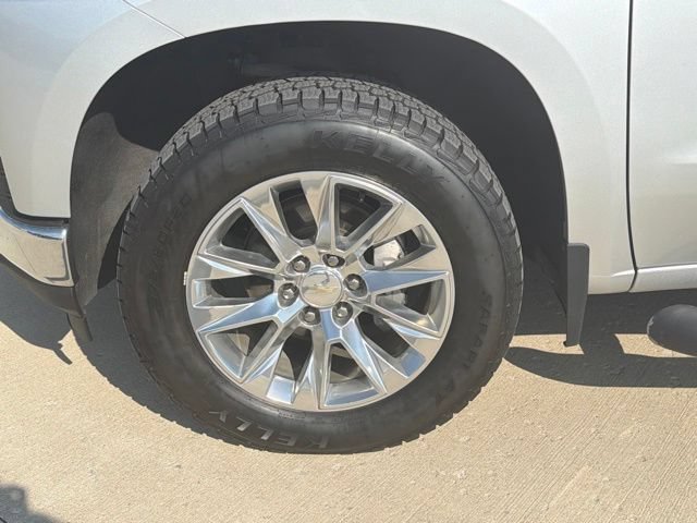 Used 2020 Chevrolet Silverado 1500 LTZ AWD/4WD image 10