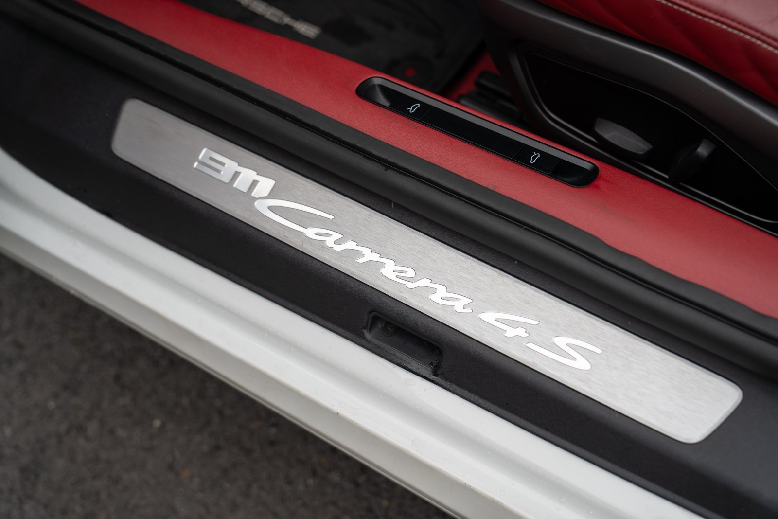 Certified 2022 Porsche 911 Carrera 4S AWD/4WD image 12