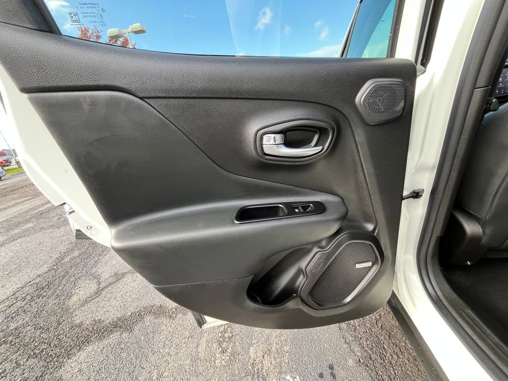 Used 2021 Jeep Renegade Limited w/ Sun & Sound Group AWD/4WD image 16
