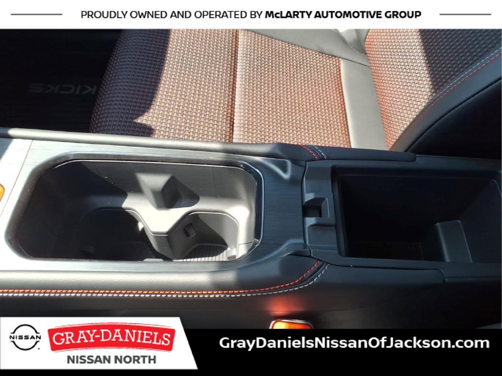 New 2027 Nissan Kicks SR FWD image 20