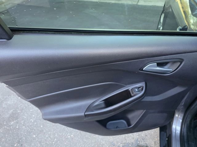 Used 2014 Ford Focus SE image 18
