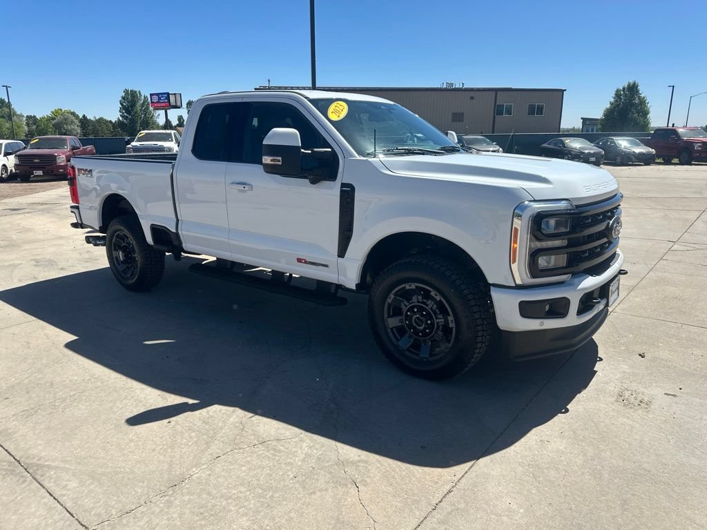 Used 2023 Ford F350 Lariat w/ Sport Appearance Package AWD/4WD image 38