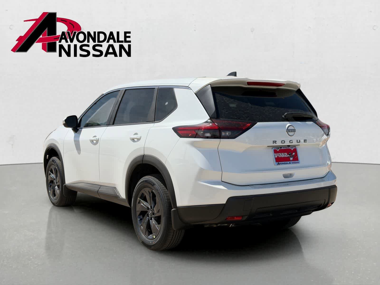 New 2026 Nissan Rogue SV FWD image 5