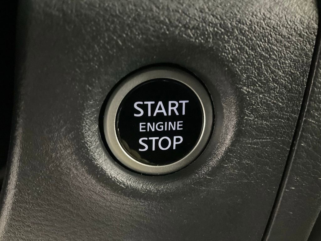 Used 2024 Nissan Frontier SV w/ Technology Package image 19