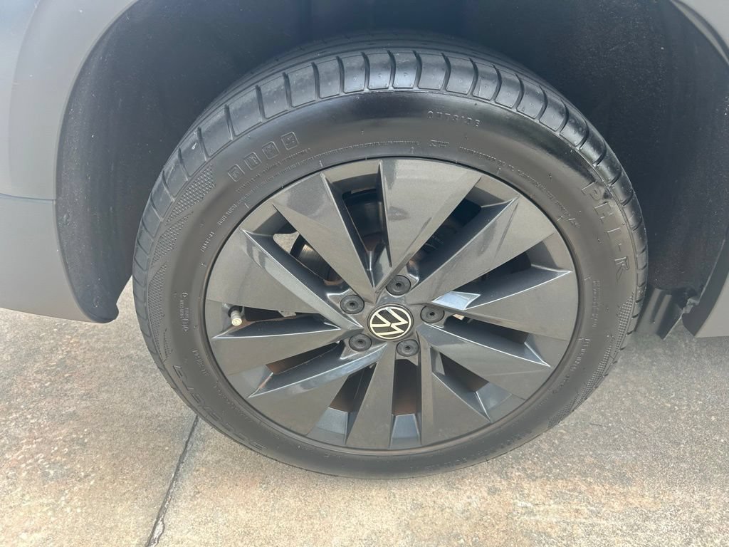 Certified 2022 Volkswagen Taos S w/ IQ Drive S Package FWD image 26