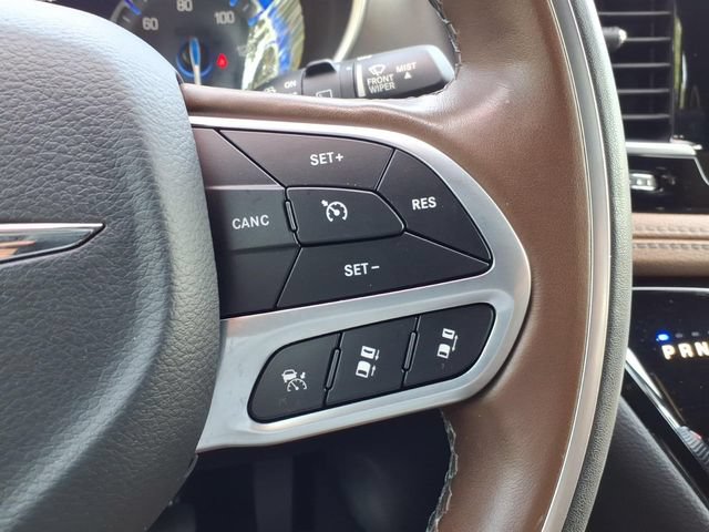 Used 2020 Chrysler Pacifica Limited w/ Advanced Safetytec Group FWD image 29