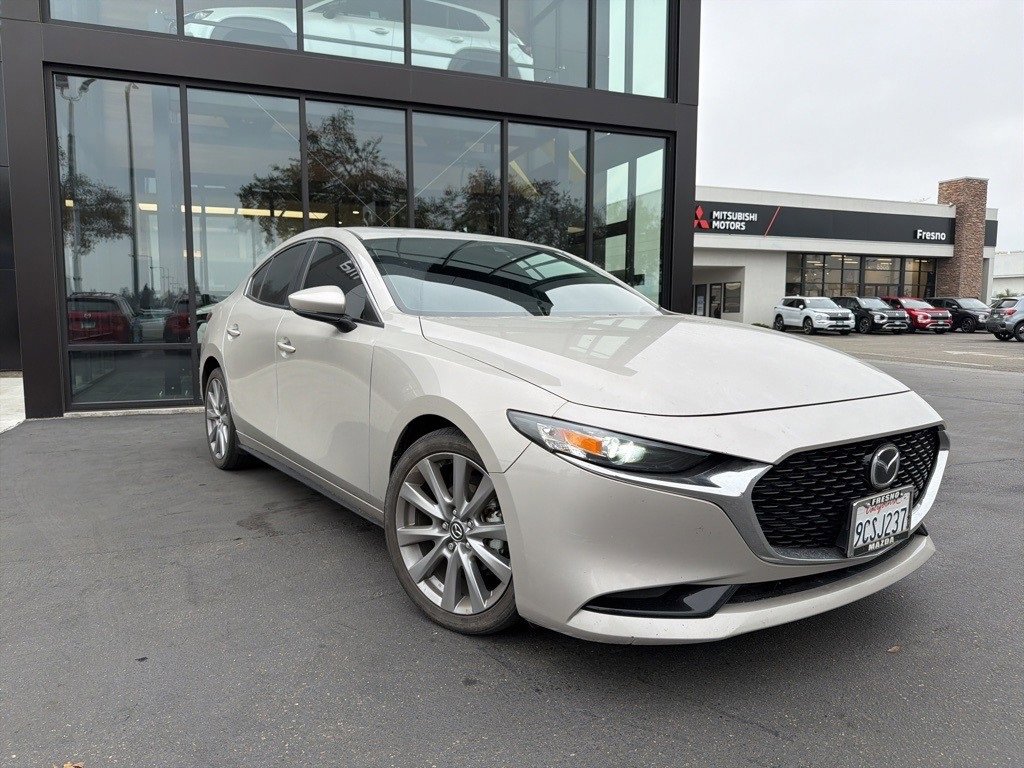 Used 2022 MAZDA MAZDA3 s image 2