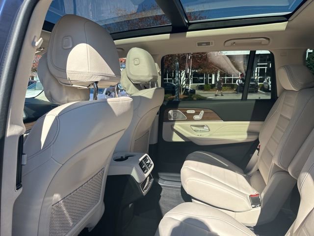 Used 2025 Mercedes-Benz GLS 450 4MATIC image 21