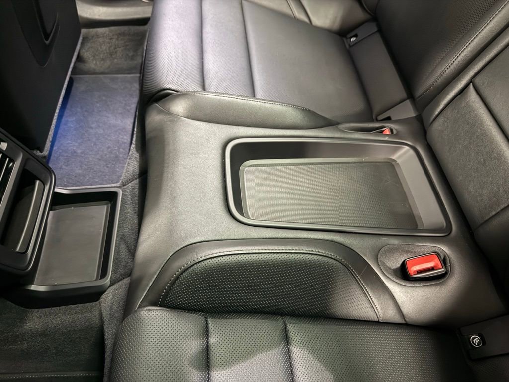 Used 2020 Porsche Taycan 4S w/ Premium Package AWD/4WD image 19