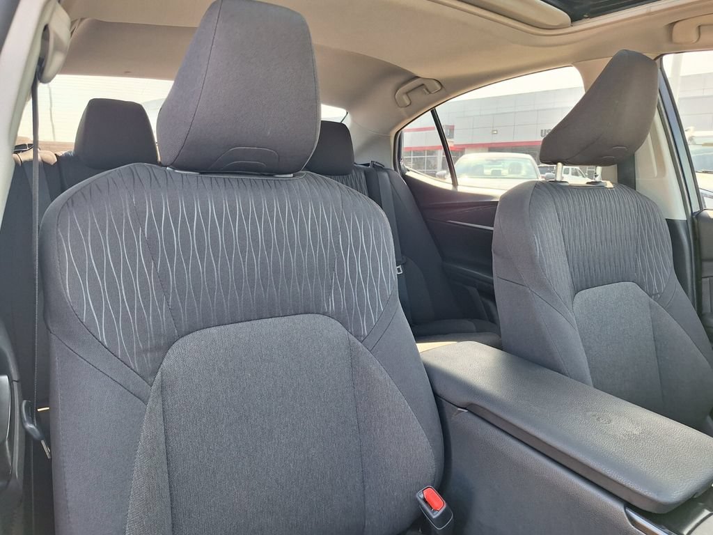 Used 2025 Toyota Camry LE w/ Convenience Package FWD image 27